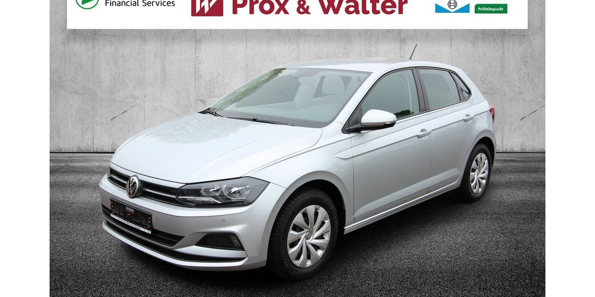 VW Polo VI Comfortline NAVI+WINTER-PAKET+TEMPOMAT 43.235 km 13.970 &euro; Hagenow 19230