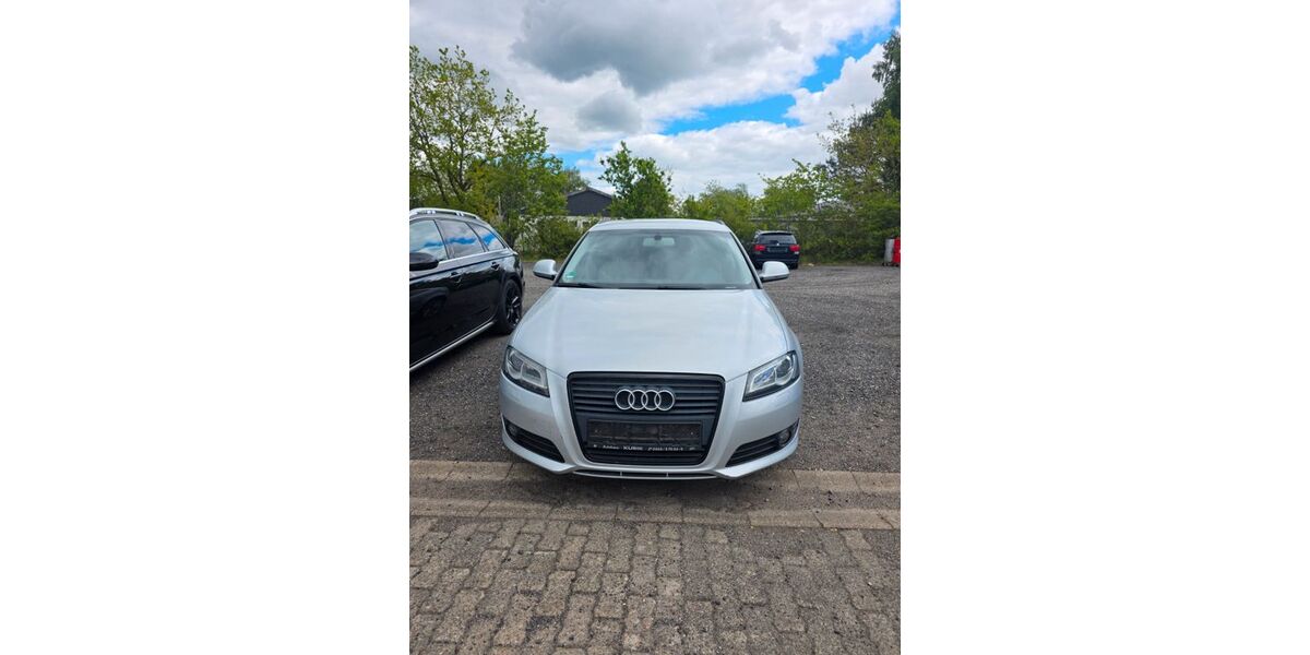 Audi A3 209.000 km 3.500 &euro; Lübeck 23556