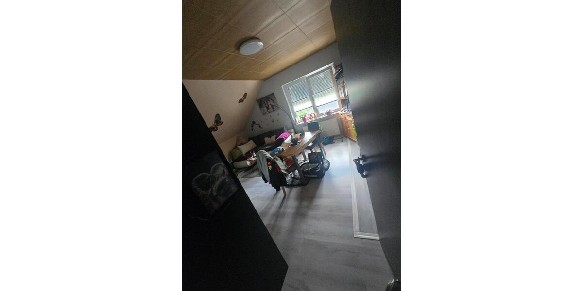 Dachgeschoßwohnung Wesendorf - 3.5 Zimmer, 101 m&sup2;, 225.000&euro; | Angebot:26786981