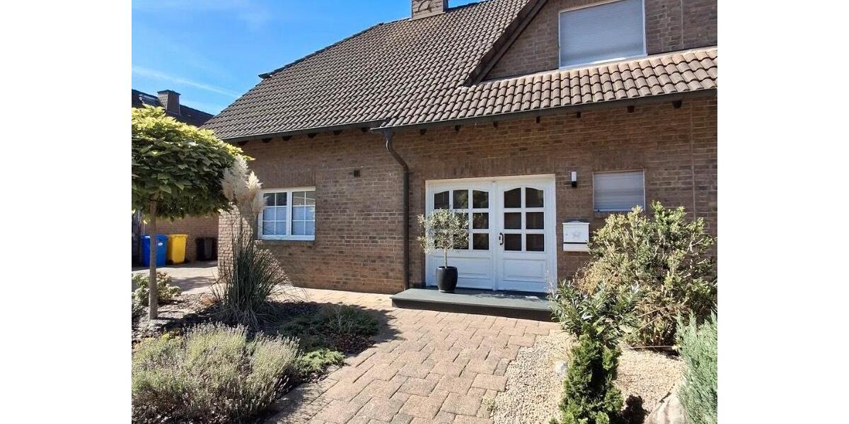 Doppelhaushälfte Frechen - 4 Zimmer, 161 m&sup2;, 700.000&euro; | Angebot:25874668