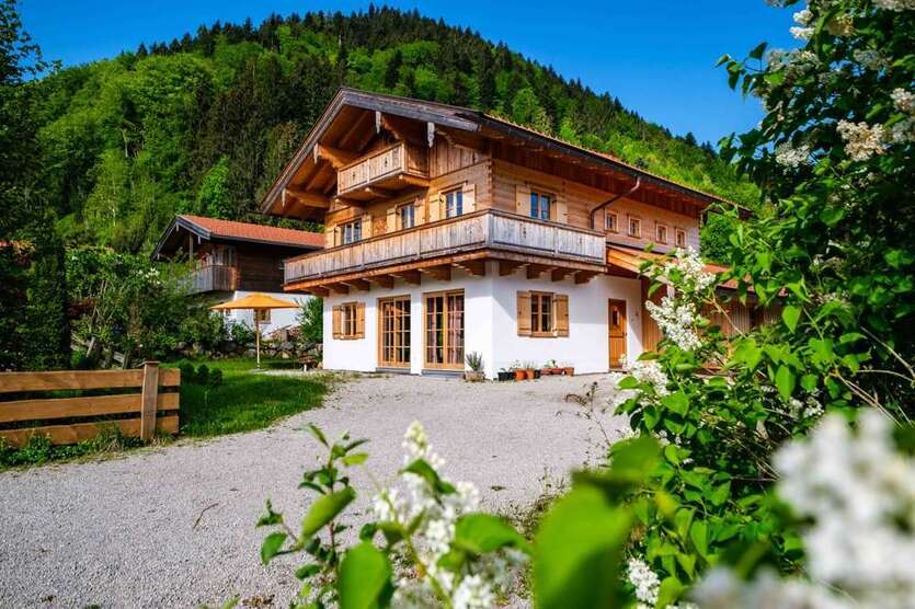 Haus zum Kaufen in Schliersee 1.680.000 € 216.52 m²