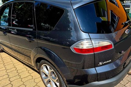 Ford S-Max 324.200 km 1.400 &euro; Filderstadt 70794