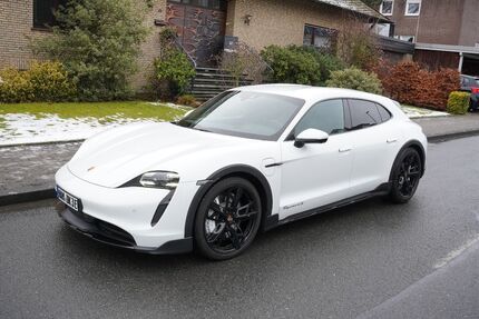 Porsche Taycan 63.000 km 73.700 &euro; Hamm 59073