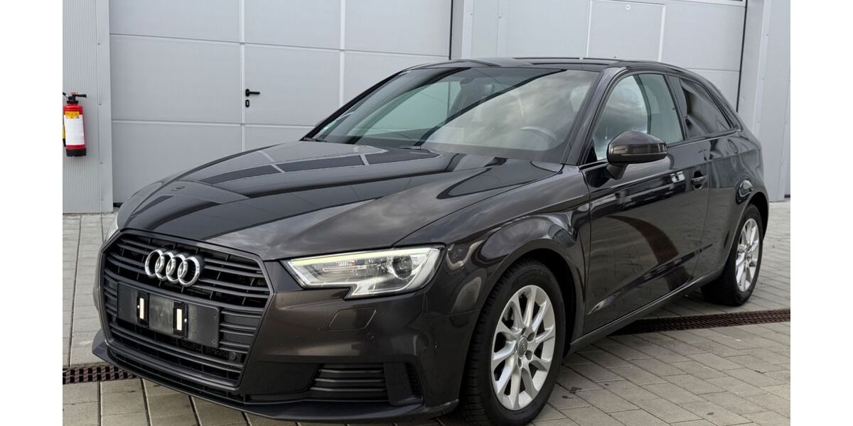 Audi A3 245.000 km 7.999 &euro; Nersingen/Straß 89278