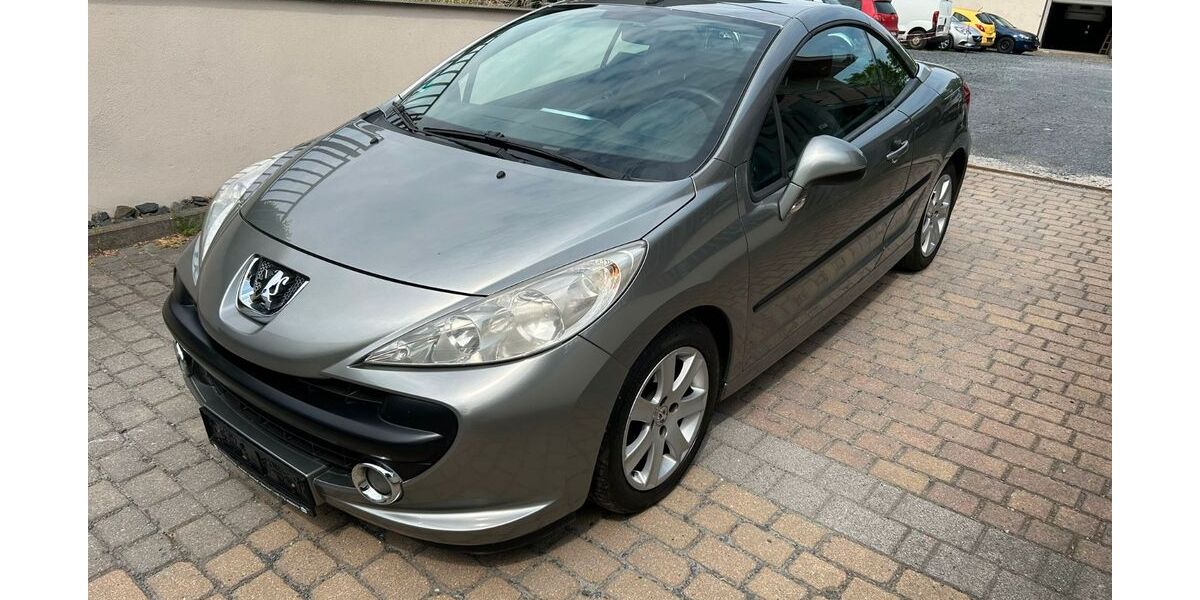 Peugeot 207 154.000 km 2.995 &euro; Coswig 01640