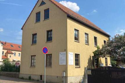 Haus Weinböhla - 1 Zimmer, 198 m&sup2;, 450.000&euro; | Angebot:25837684