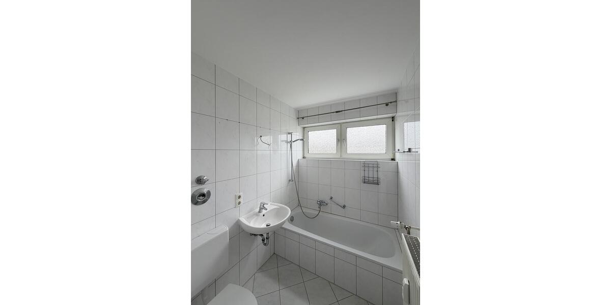 Etagenwohnung Viernheim - 3 Zimmer, 76 m&sup2;, 760&euro; | Angebot:26479242