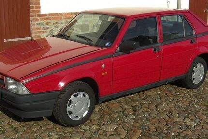 Alfa Romeo 75 202.000 km 6.500 &euro; Leipzig 04275