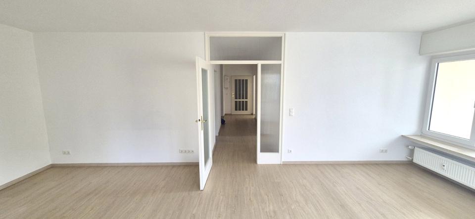 Etagenwohnung Flörsheim am Main - 3 Zimmer, 83 m&sup2;, 1.250&euro; | Angebot:25382269