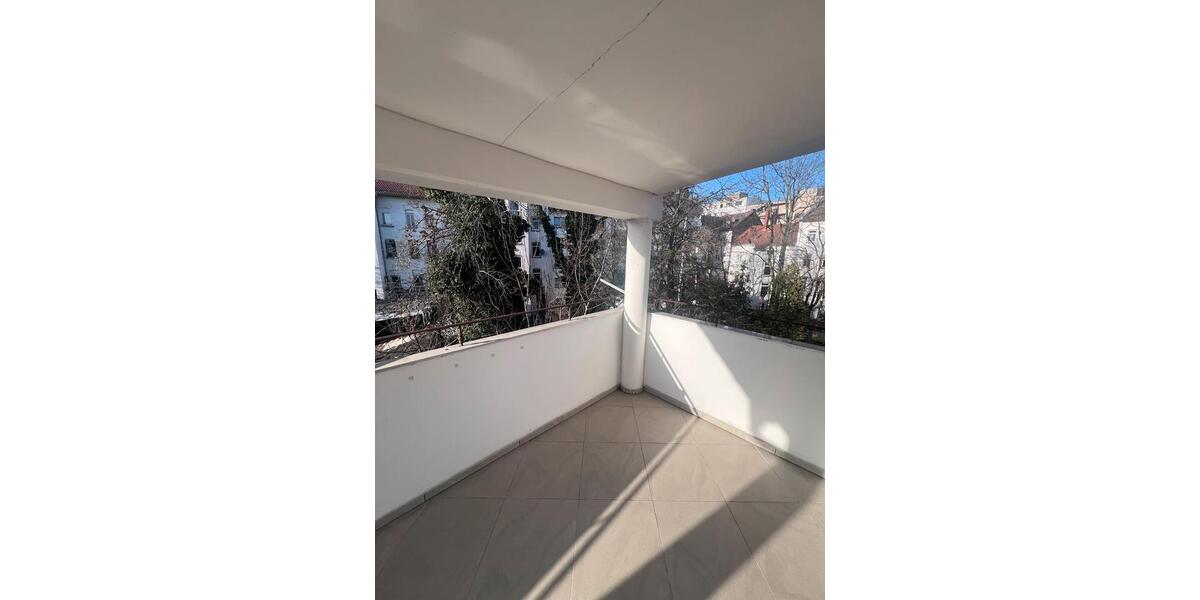 Dachgeschoßwohnung Ludwigshafen am Rhein Ludwigshafen-Hemshof - 3 Zimmer, 95 m&sup2;, 1.140&euro; | Angebot:25994780