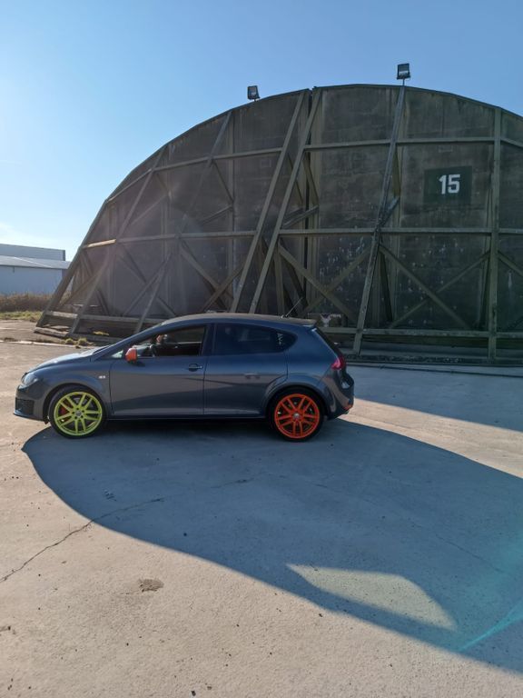 Seat Leon 147.200 km 12.500 € Endingen 79346
