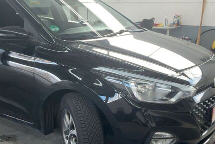Hyundai i20 141.122 km 6.850 &euro; Berlin 10119