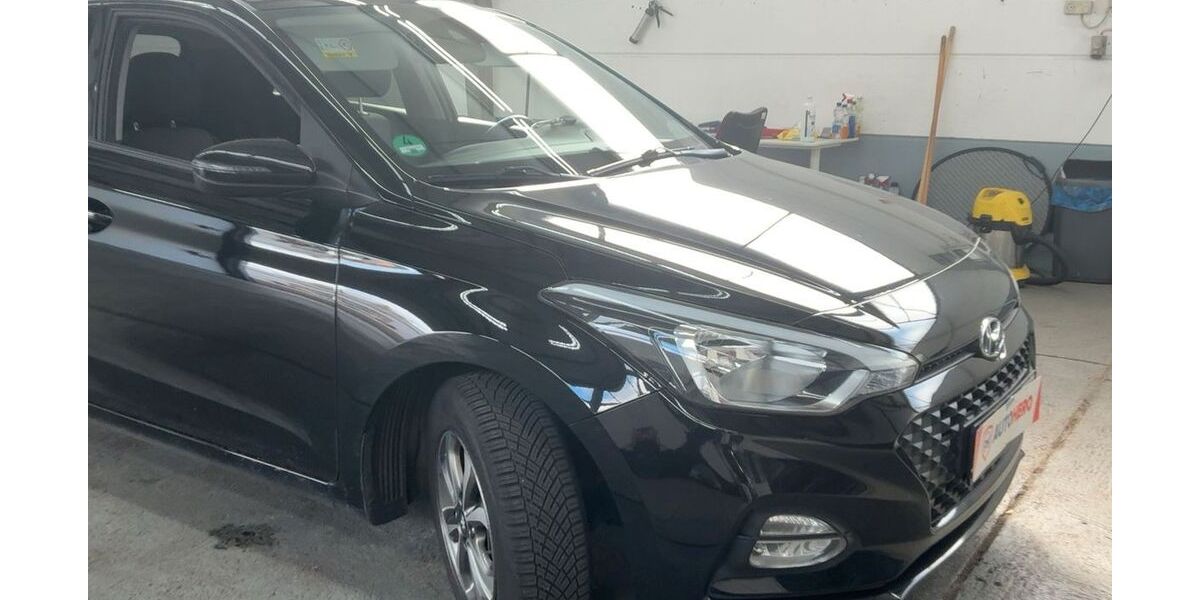 Hyundai i20 141.122 km 6.850 &euro; Berlin 10119