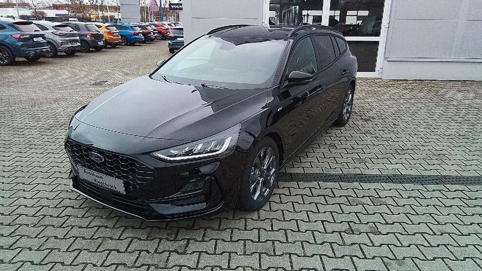 Ford Focus 4.807 km 28.990 € Hoyerswerda 02977
