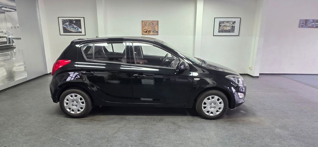 Hyundai i20 125.000 km 4.400 &euro; Asperg/Ludwigsburg bei Stuttgart 71679