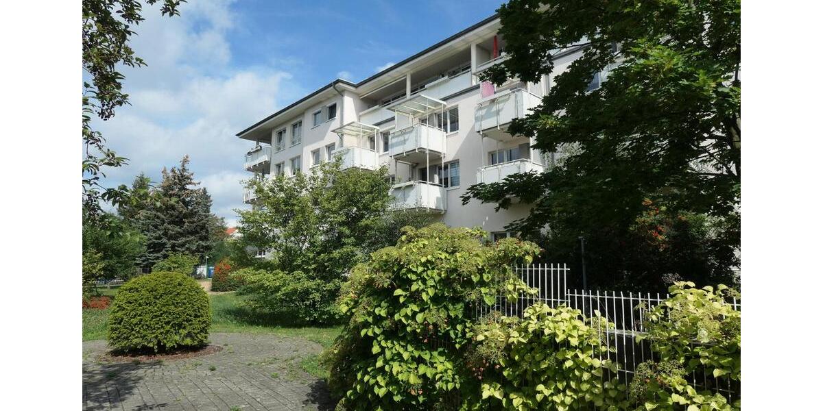Dachgeschoßwohnung Cottbus Spremberger Vorstadt - 4 Zimmer, 113 m&sup2;, 1.305&euro; | Angebot:26459254