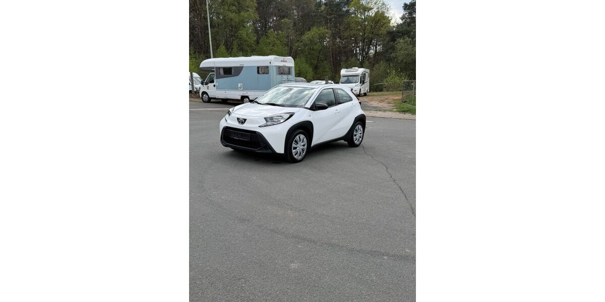 Toyota Aygo (X) 89.000 km 10.900 &euro; Mehlingen 67678