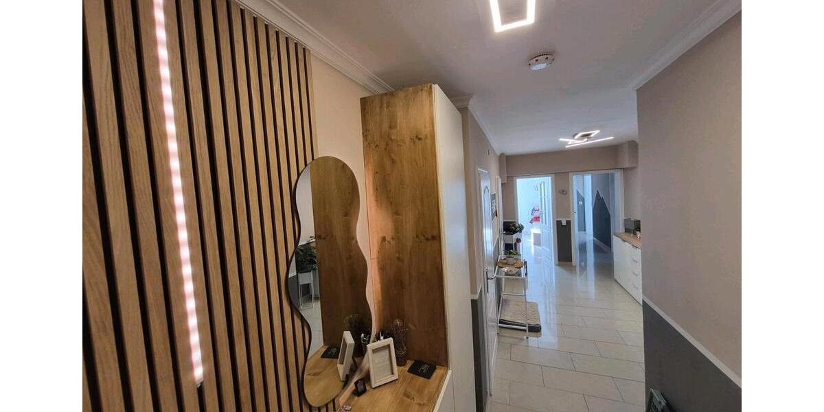 Erdgeschoßwohnung Überlingen - 4.5 Zimmer, 110 m&sup2;, 485.000&euro; | Angebot:25599691