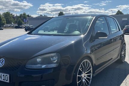 VW Golf 193.000 km 11.300 &euro; Hof 95028