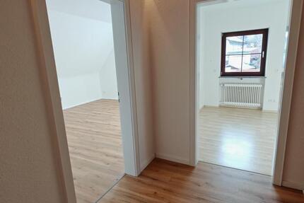 Hochwertige frisch renovierte 3-Zimmer-Wohnung - traumhaft hell 3 zimmer