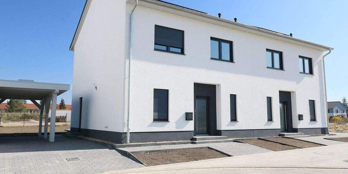 moderne, ökologische und energieeffiziente Doppelhaushälfte zur Miete in Dessau-Kochstedt 4 zimmer