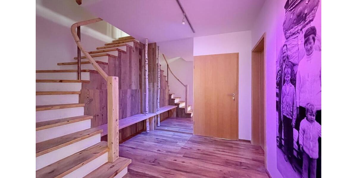 Maisonettenwohnung Bergen auf Rügen - 8 Zimmer, 180 m&sup2;, 2.160&euro; | Angebot:26131588