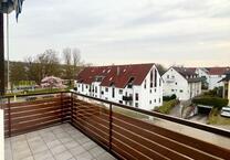 Charmante Dachgeschoßwohnung mit Balkon in Stuttgart-Mühlhausen