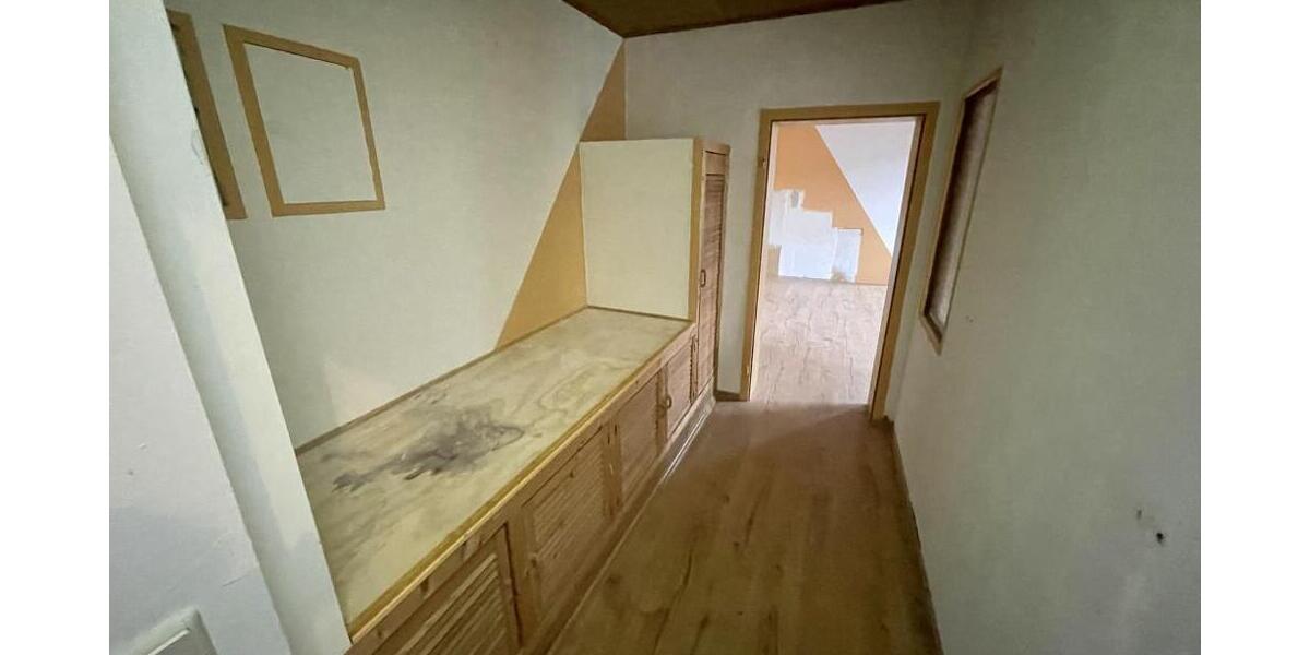 Renovierungsbedürftige Gewerbeeinheit mitten im Zentrum zum Schnäppchenpreis! - Gewerbeobjekt Gera Ostviertel | Angebot:26383746