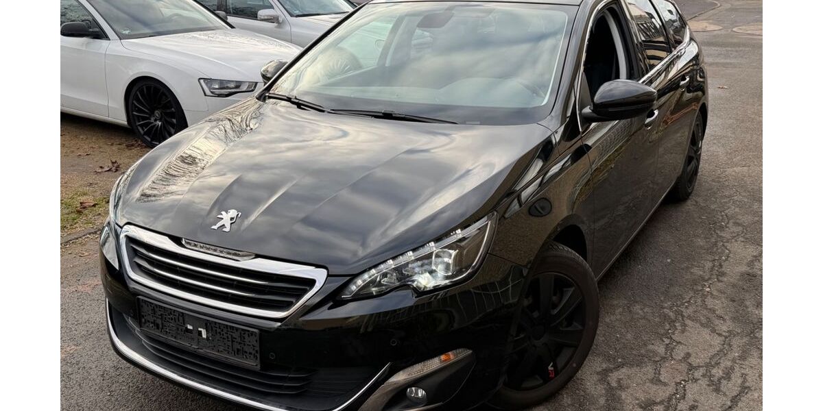 Peugeot 308 136.000 km 7.499 &euro; Frankfurt am Main 65933