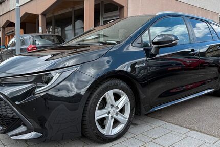 Toyota Corolla 75.211 km 21.499 € Bad Wildbad 75323