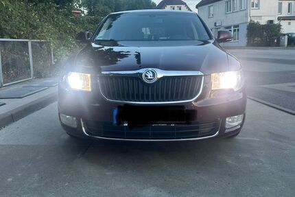 Skoda Superb 276.000 km 6.100 &euro; Ratzeburg 23909