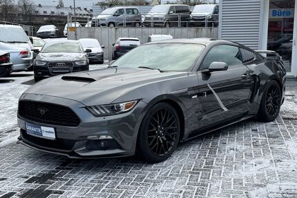 Ford Mustang 118.500 km 19.999 &euro; Mülheim a.d. Ruhr 45476