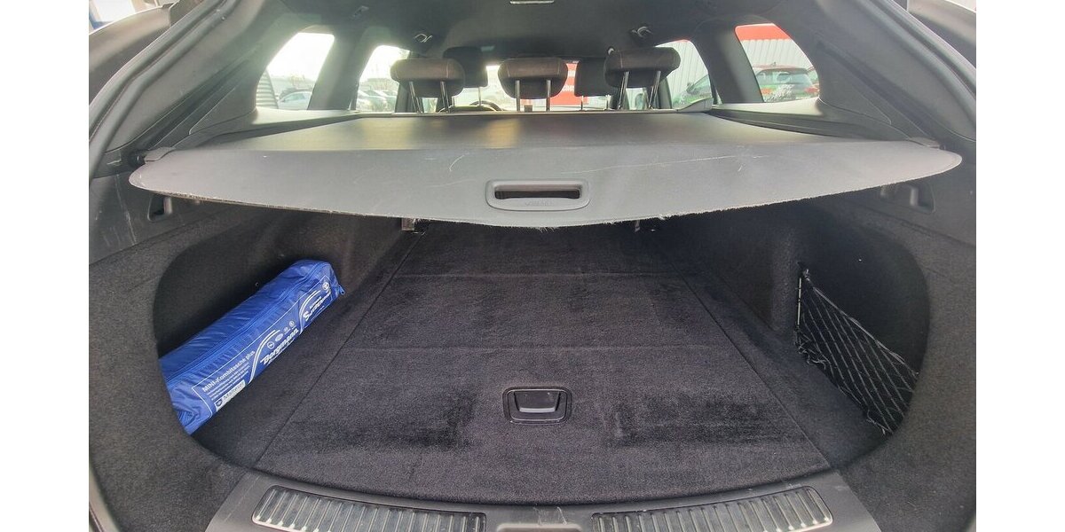 Opel Insignia 1.5 D Elegance Klimautomatik NAVI 130.000 km 14.399 &euro; Landau 76829