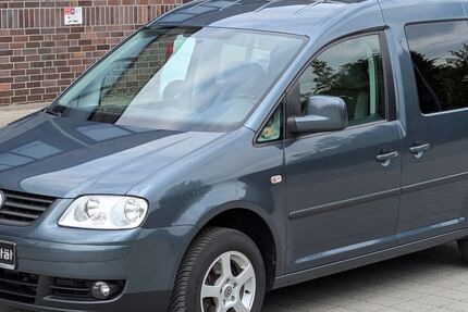 VW Caddy 225.527 km 2.500 &euro; BARSBÜTTEL 22885