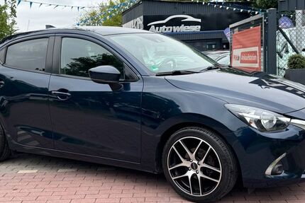 Mazda 2 174.998 km 7.990 &euro; BERLIN 13127