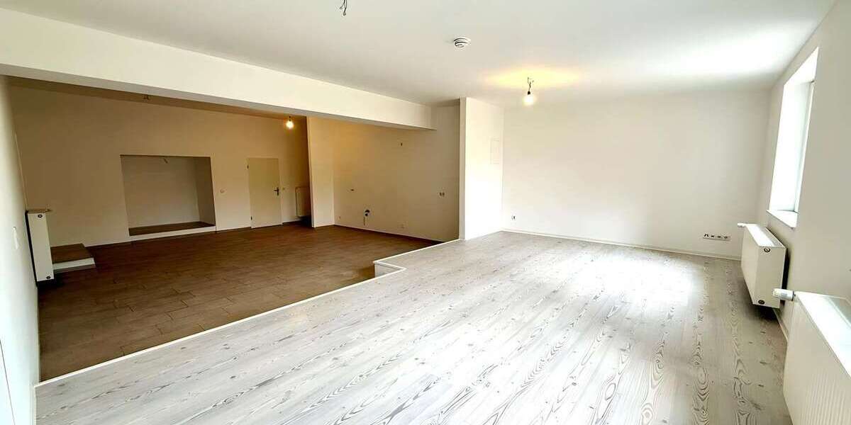 Etagenwohnung Duisburg Untermeiderich - 2.5 Zimmer, 100 m&sup2;, 780&euro; | Angebot:26856864