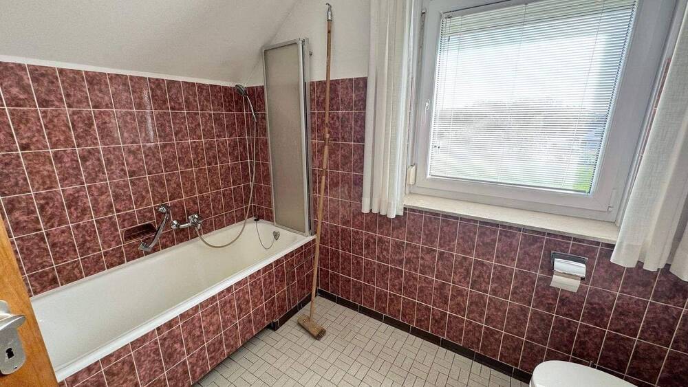 Einfamilienhaus Cadolzburg - 6 Zimmer, 217 m&sup2;, 1.950&euro; | Angebot:26908578