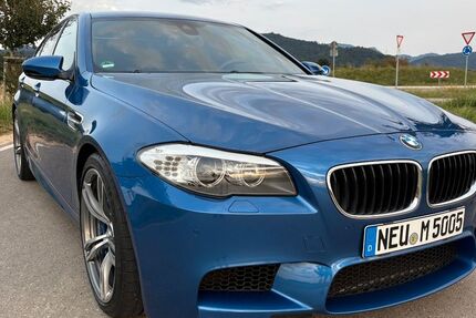 BMW M5 64.900 km 42.500 € Oestrich-Winkel 65375