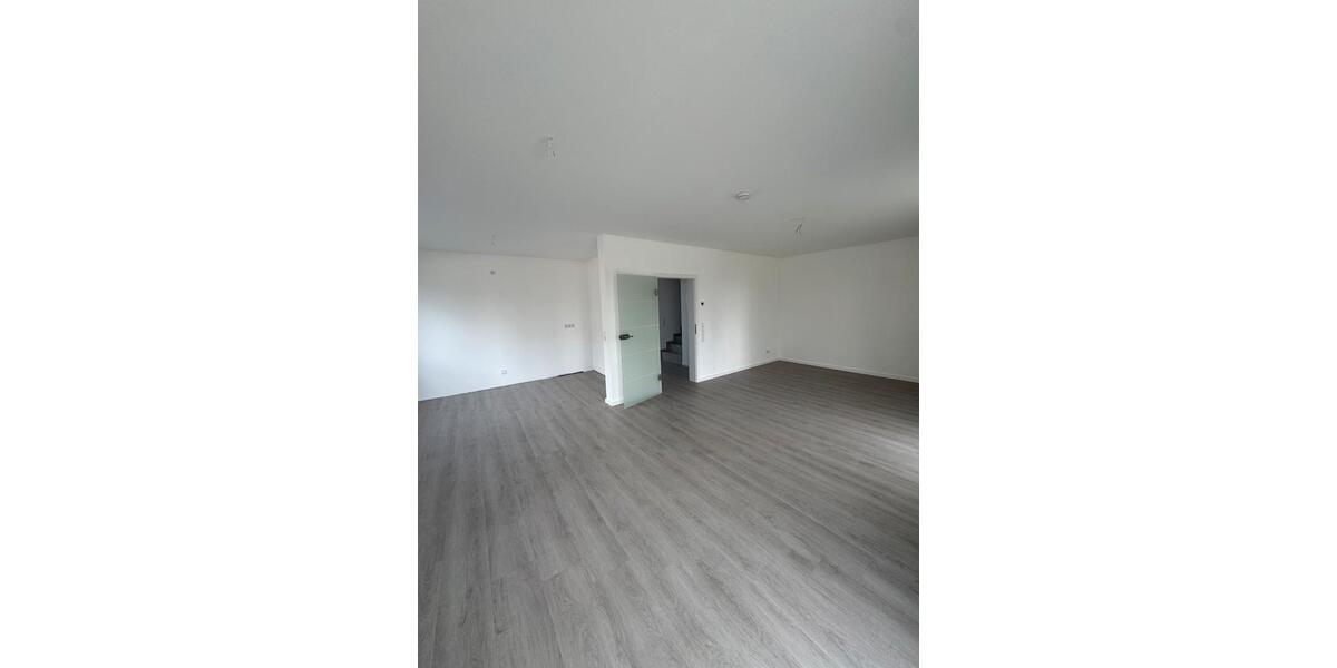 Doppelhaushälfte Bielefeld Sennestadt - 5 Zimmer, 165 m&sup2;, 1.680&euro; | Angebot:25358170