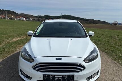 Ford Focus 125.500 km 5.900 &euro; Berngau 92361