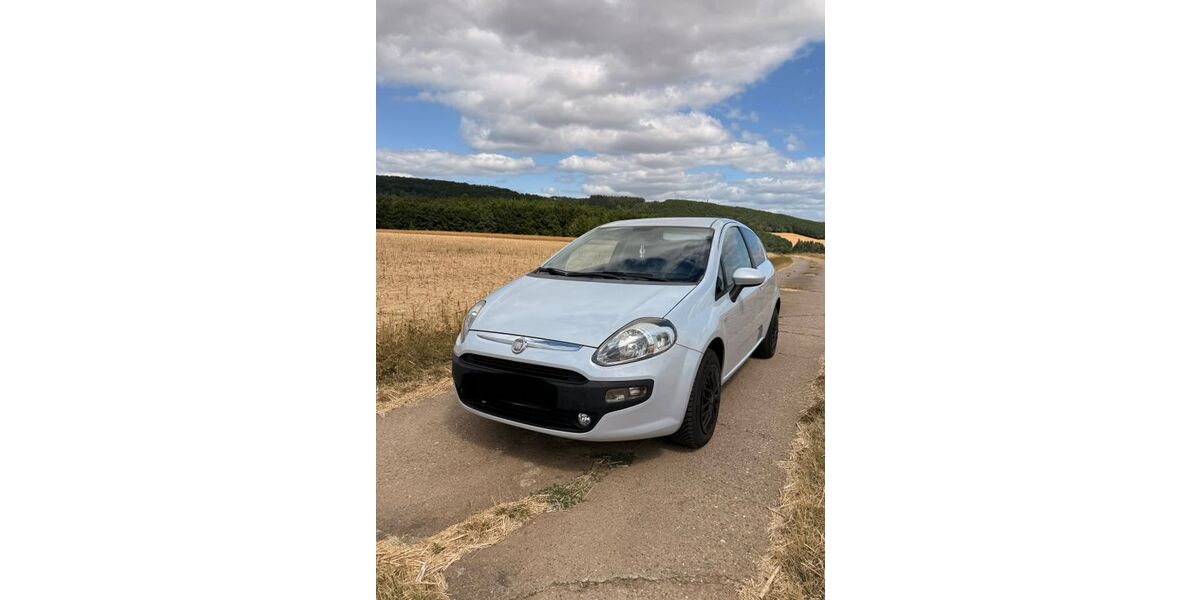 Fiat Grande Punto 126.000 km 2.199 &euro; Offenbach-Hundheim 67749