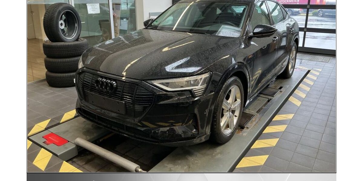 Audi e-tron 33.000 km 35.470 &euro; Helmstedt 38350