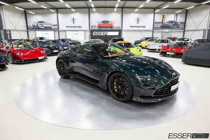 Aston Martin V12 Vantage