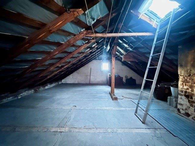 Mehrfamilienhaus, Wohnhaus Griesheim - 9 Zimmer, 193 m&sup2;, 695.000&euro; | Angebot:25628891