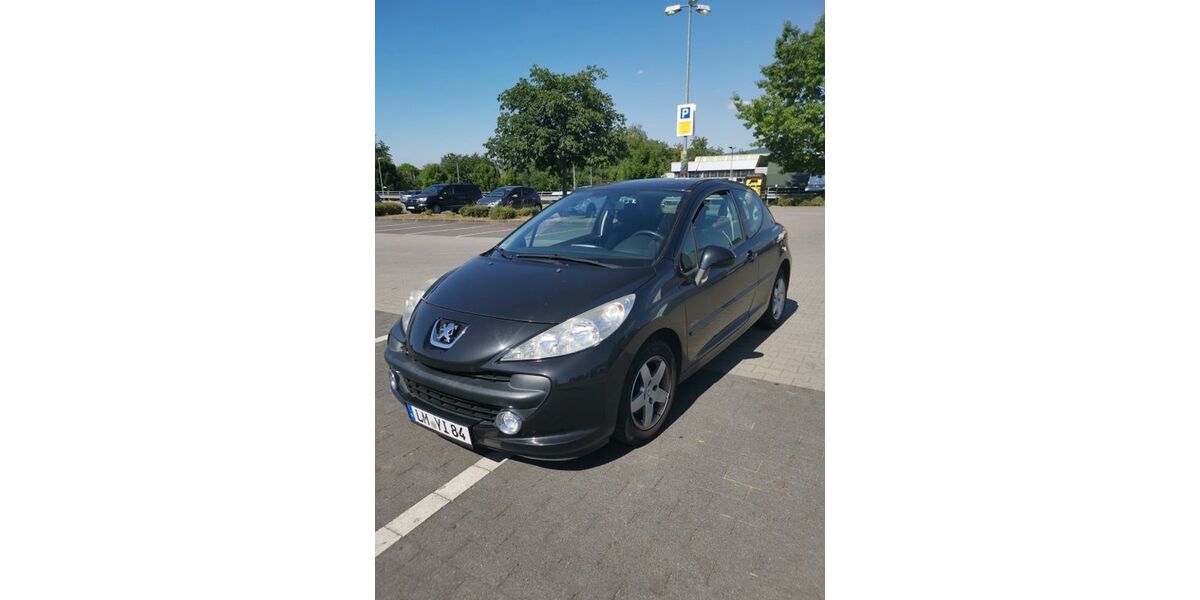 Peugeot 207 107.000 km 2.600 &euro; Bad Camberg 65520