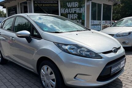 Ford Fiesta 151.415 km 3.850 &euro; Löhne 32584