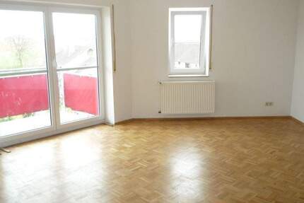 Wohnung Hüfingen - 3 Zimmer, 87 m&sup2;, 680&euro; | Angebot:24670900
