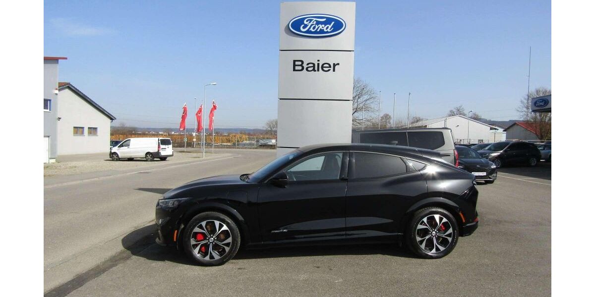 Ford Mustang Mach-E 42.200 km 31.990 &euro; Riedlingen 88499