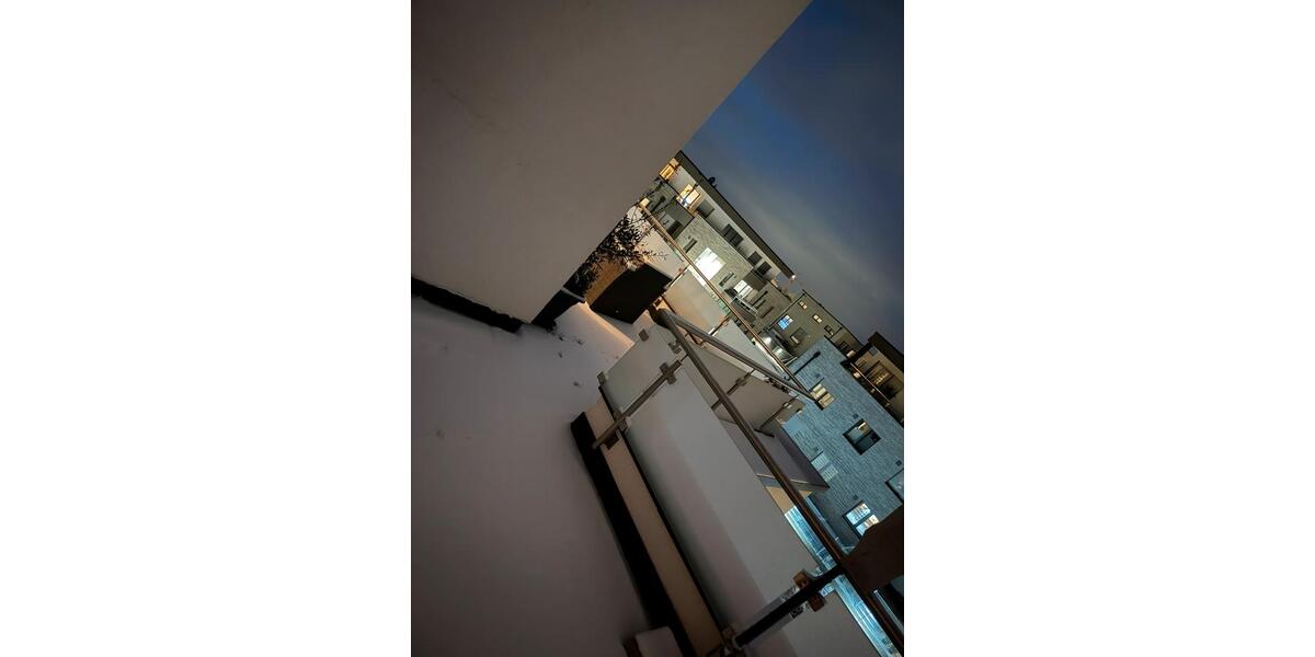 Penthouse 80qm, große Terrasse, Küche, moderne Ausstattung 2 zimmer