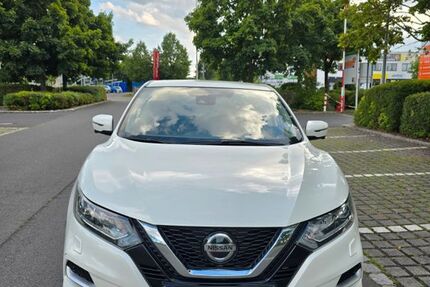 Nissan Qashqai 174.000 km 11.600 € Offenbach 63065